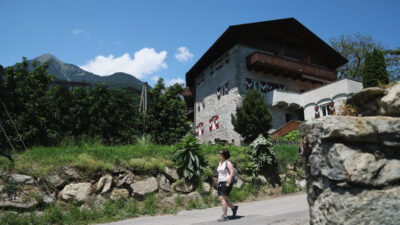 Zu Fuß von Dorf Tirol nach Meran