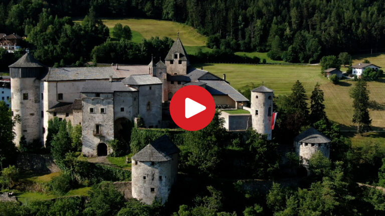 Schönheit in alten Mauern