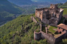 Castel Rafenstein a Bolzano visto dall&#8217;alto