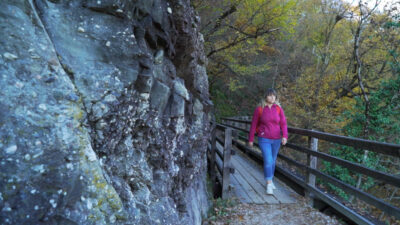 Hike along the Brandis Waalweg path