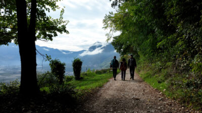 Roter Rucksack: Kastelaz Promenade