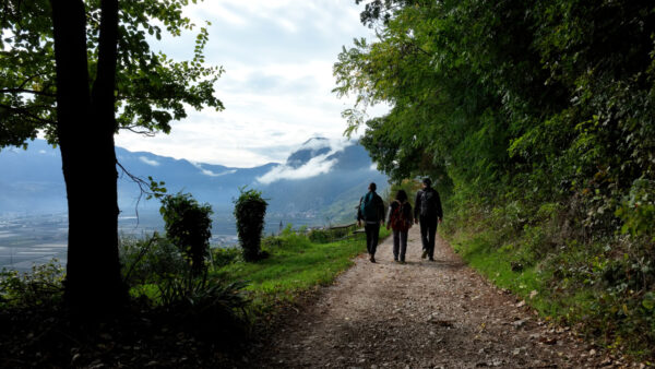 Roter Rucksack: Kastelaz Promenade