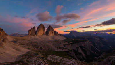 Le Tre Cime di Lavaredo di notte