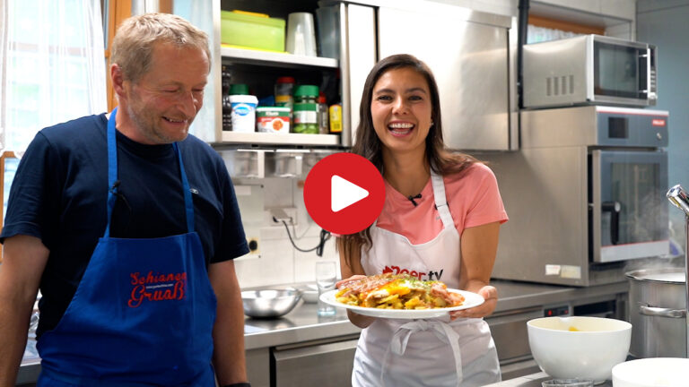 Patate arrosto, uova e speck